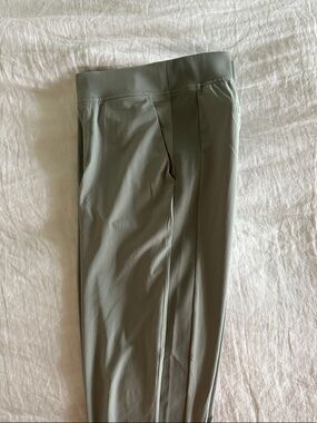 Athleta Women's Brooklyn Mid Rise Ankle Pant Cacti Green Rib-Panel Joggers